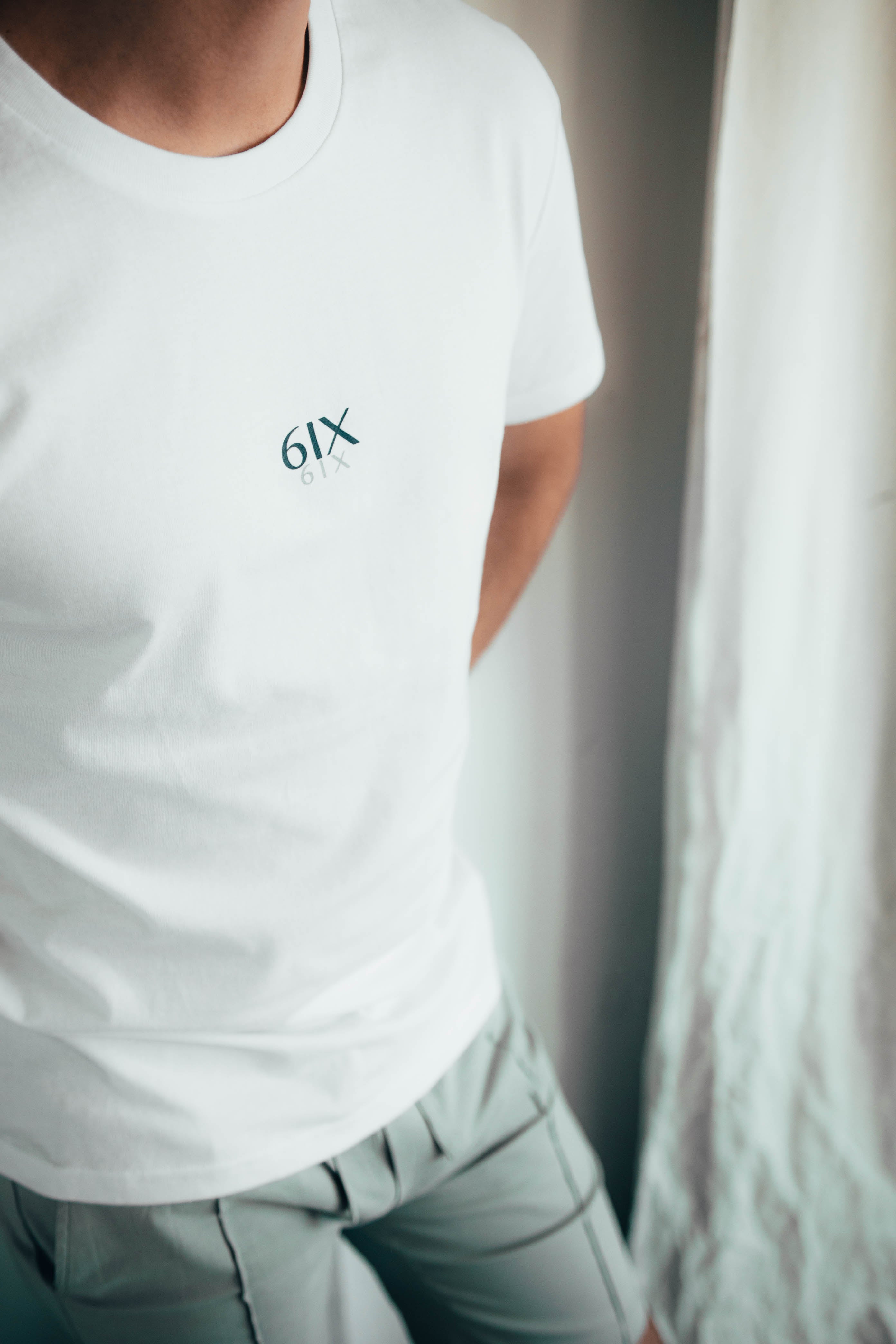 6IX CONTRAST LOGO TEE WHITE - 6IX Collection 