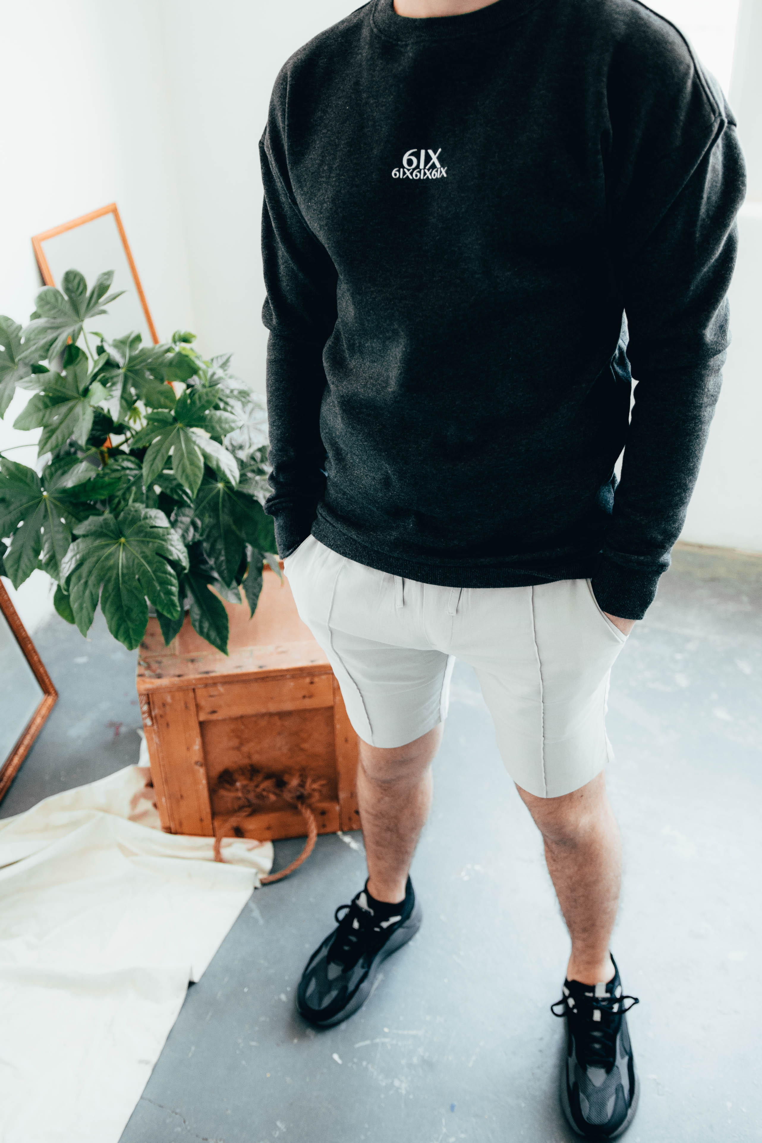 6IX CREW NECK JUMPER CHARCOAL GREY - 6IX Collection 