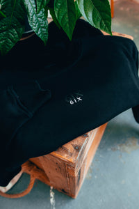 6IX CREW NECK JUMPER BLACK - 6IX Collection 