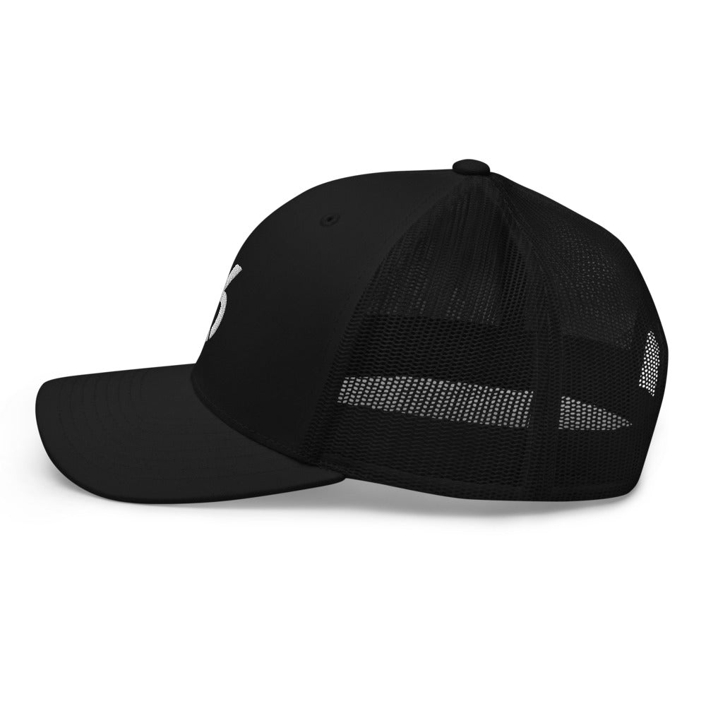 TRUCKER CAP WHITE 6 LOGO - 6IX Collection 